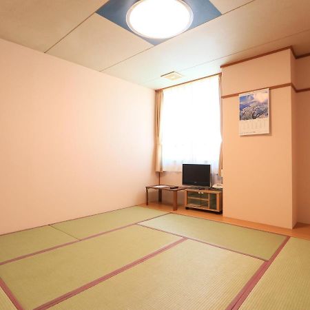 Fuji-Shi Business Hotel Furuiya Ryokan Фудзи Экстерьер фото