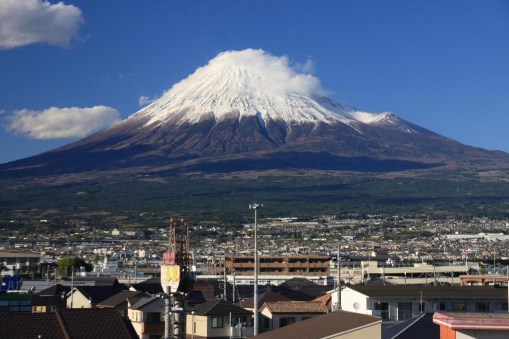 Fuji-Shi Business Hotel Furuiya Ryokan Фудзи Экстерьер фото