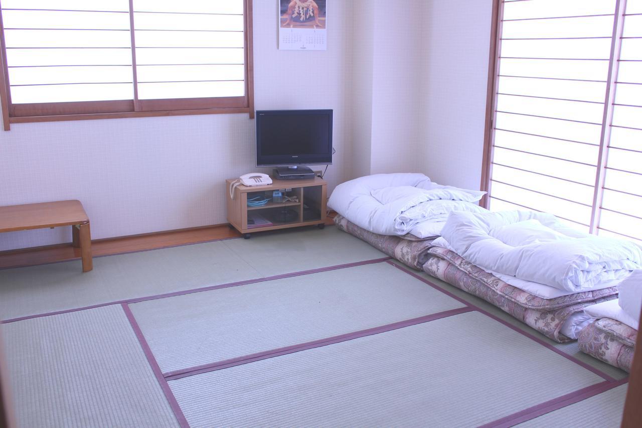 Fuji-Shi Business Hotel Furuiya Ryokan Фудзи Экстерьер фото