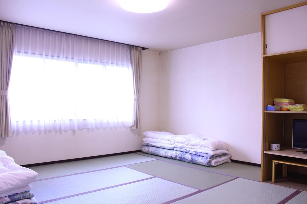 Fuji-Shi Business Hotel Furuiya Ryokan Фудзи Экстерьер фото